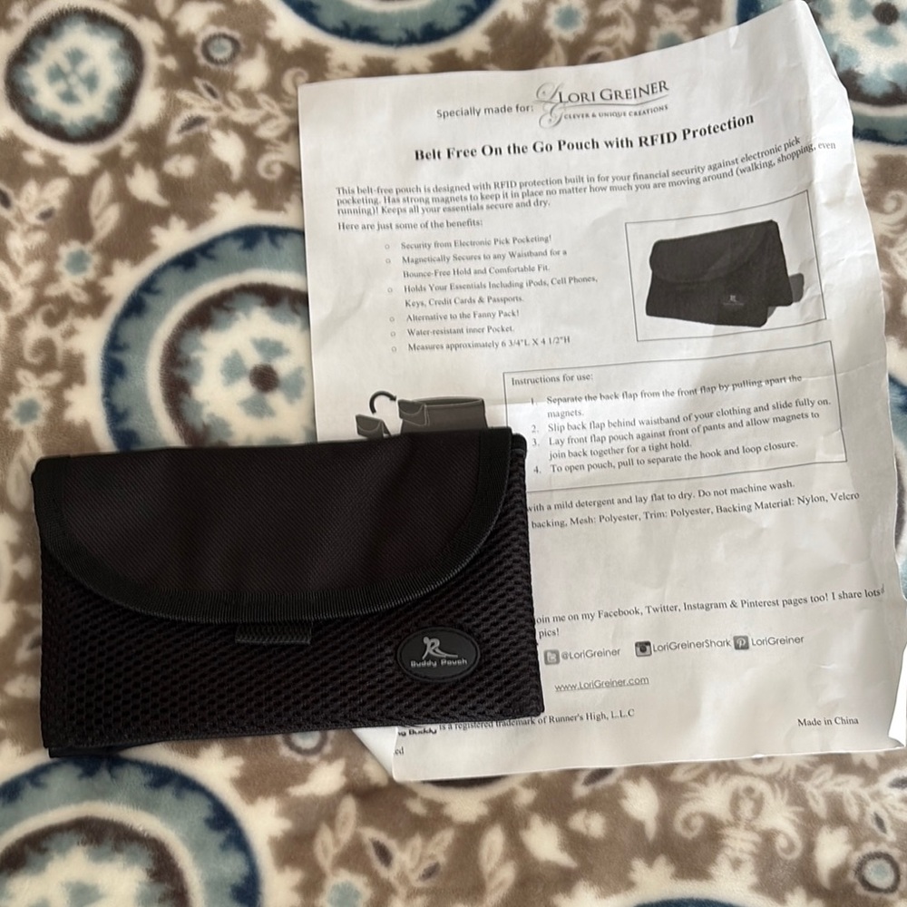 Belt free buddy pouch
With RFID protection